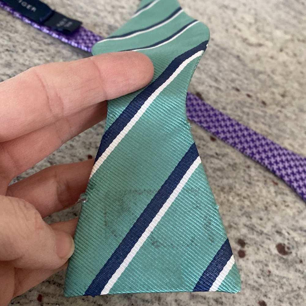 Two adjustable bow ties - Picture 4 of 4